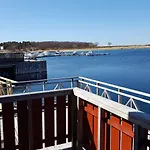 Hotel Kjerringoy Bryggehotell 4*