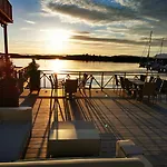 Kjerringoy Bryggehotell Hotel 4*