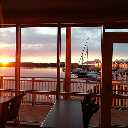 Kjerringoy Bryggehotell 4* Bodø