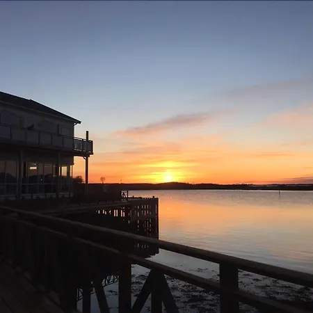 Kjerringøy Bryggehotell Hotell 4*