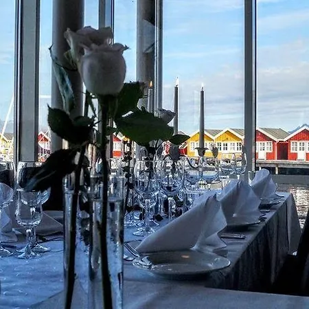 Kjerringoy Bryggehotell Otel 4*