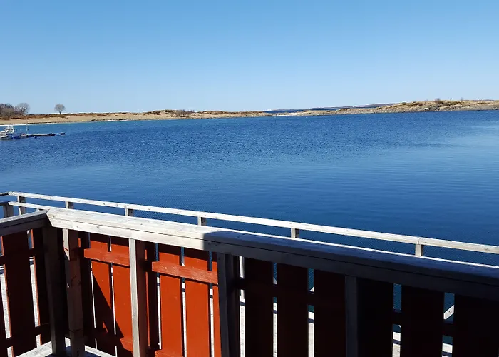 Kjerringoy Bryggehotell Hotell 4*