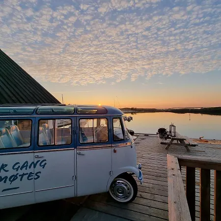 Kjerringoy Bryggehotell ホテル ボードー