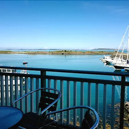 Kjerringoy Bryggehotell 4* ボードー